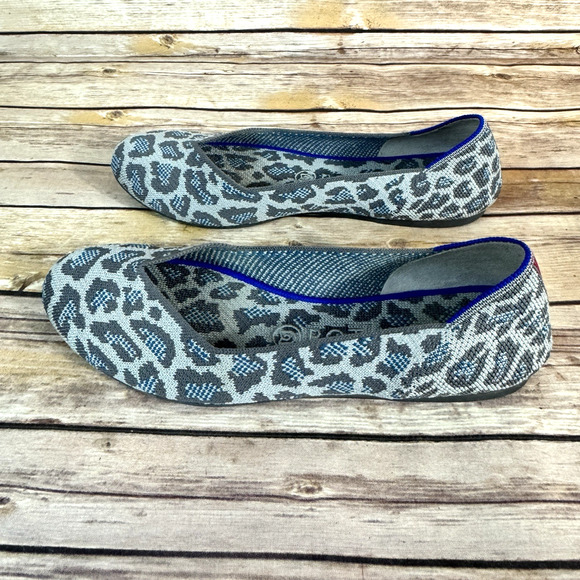 Rothys Womens Gray Blue Leopard Round Toe Flat Casaul Comfort Shoes Size 8.5 - Picture 4 of 10